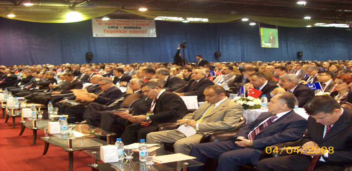 <span id="ctl00_ContentPlaceHolder1_lblSpotAciklama">3. T&uuml;rkiye Muhasebe Forumu &quot;Mesleğin Yeniden Yapılanması S&uuml;recinde Meslek Mensubunun &Ccedil;evresi ile İlişkiler 4-5 Nisan 2008 tarihinde İzmir'de ger&ccedil;ekleştirildi.</span>